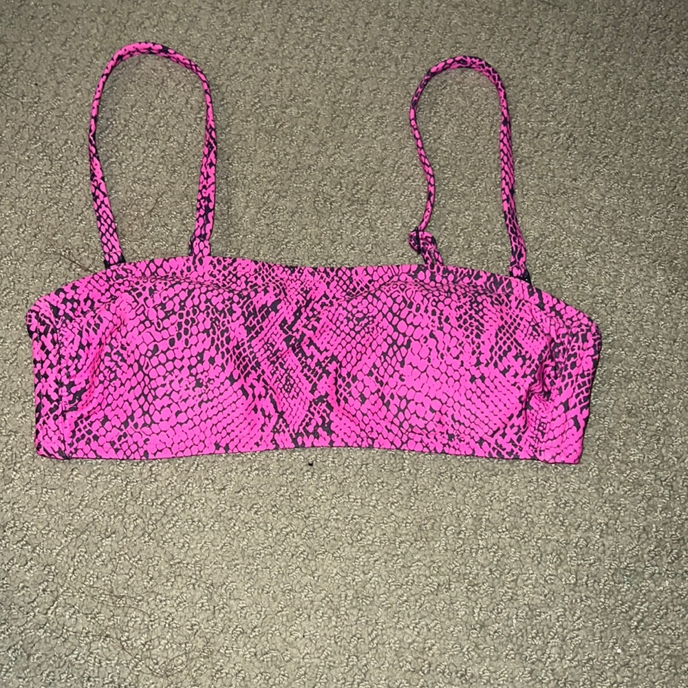 Pink bikini top